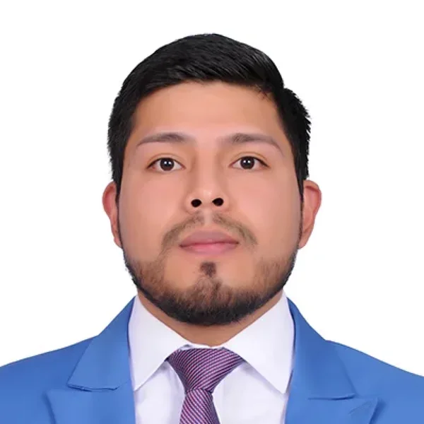Dr. Henry Fabricio Porras Bermejo, médico cirujano, fundador de Seeds Ecuador
